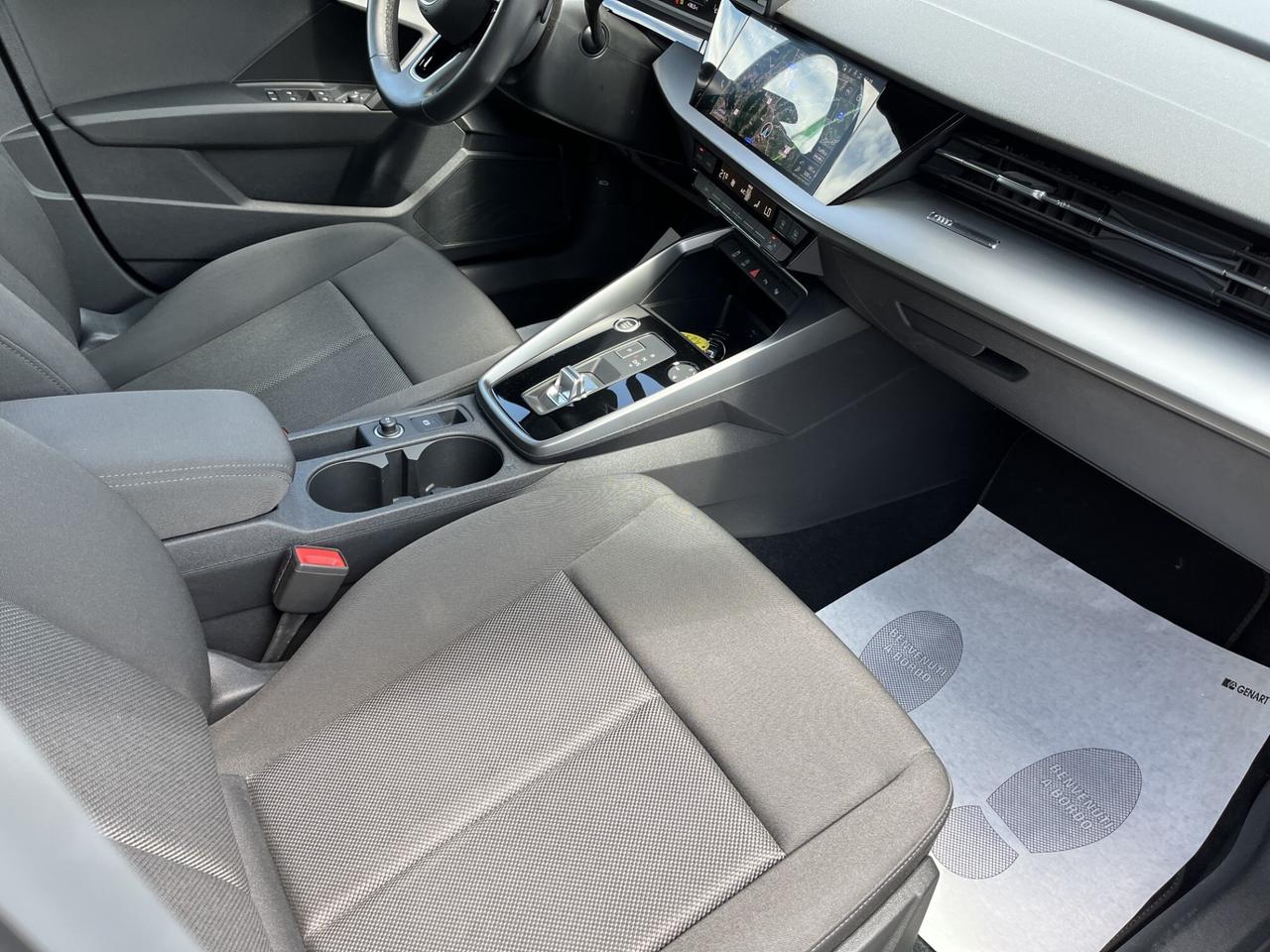 AUDI A3 SPORT .B. 2000TDI 150 CV S.TRONIC
