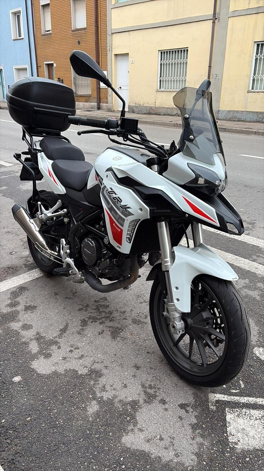 Benelli TRK 251 c.c. 07/2022 colore Bianco