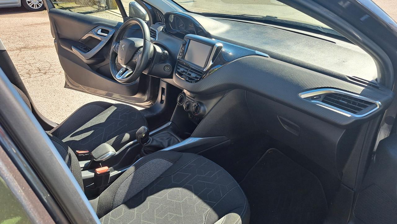 Peugeot 2008 PureTech 82 Allure