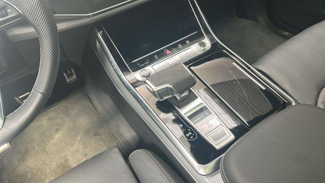 AUDI Q8 55 TFSI E QUATTRO TIPTRONIC S LINE EDITION