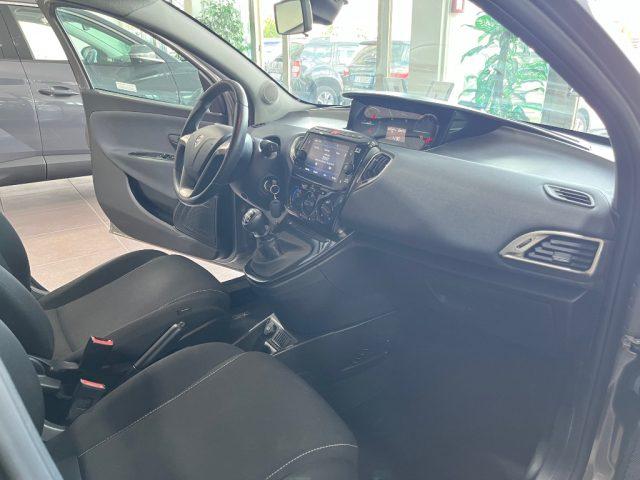 LANCIA Ypsilon 1.0 Hybrid Gold 35000km
