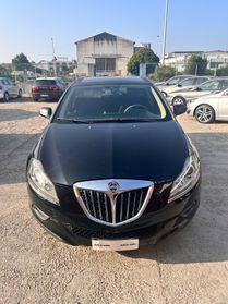 Lancia Delta 1.9 MJT Twinturbo DPF Platino