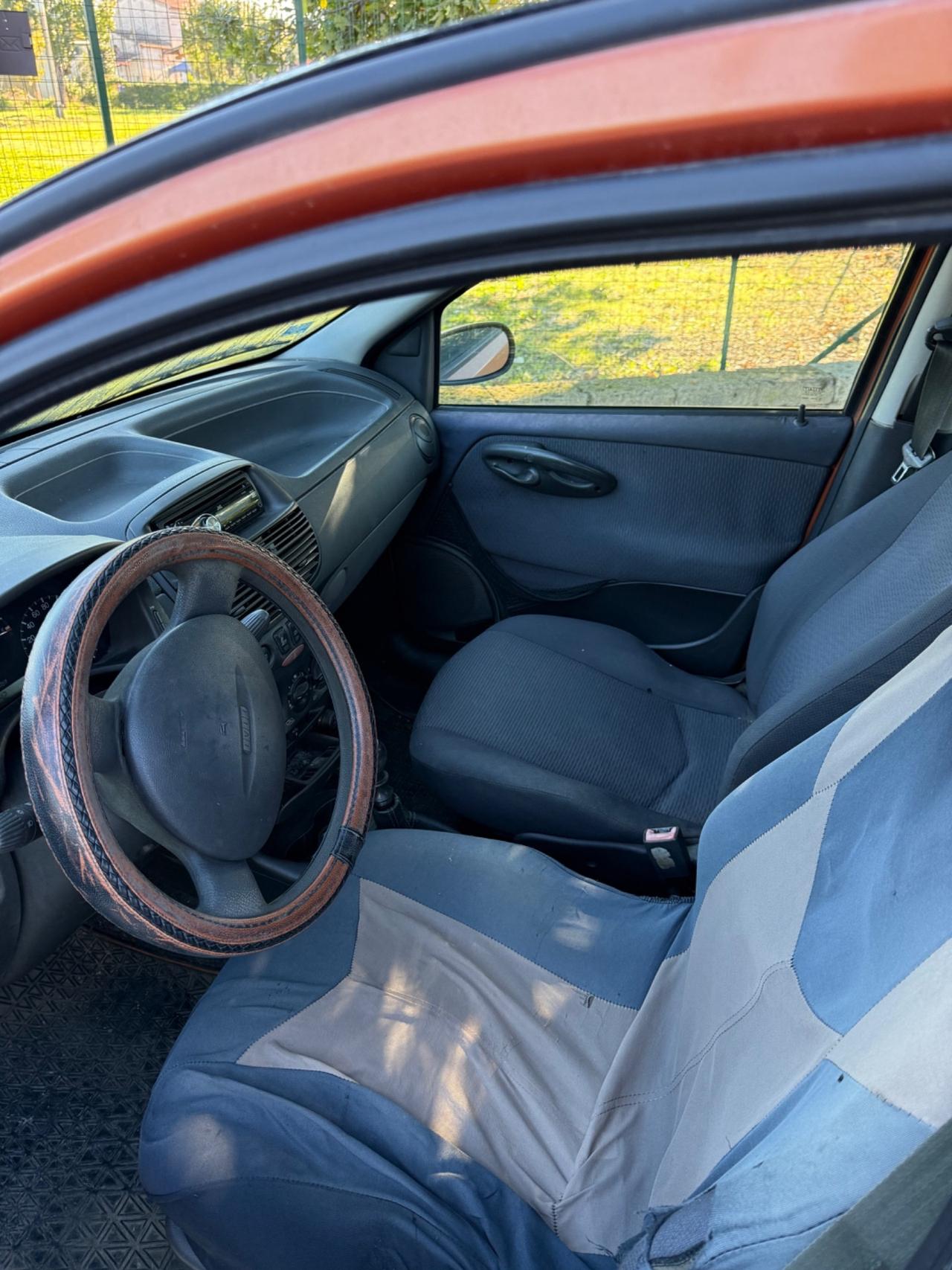 Fiat Punto 1.2i 16V cat 5 porte perfetta