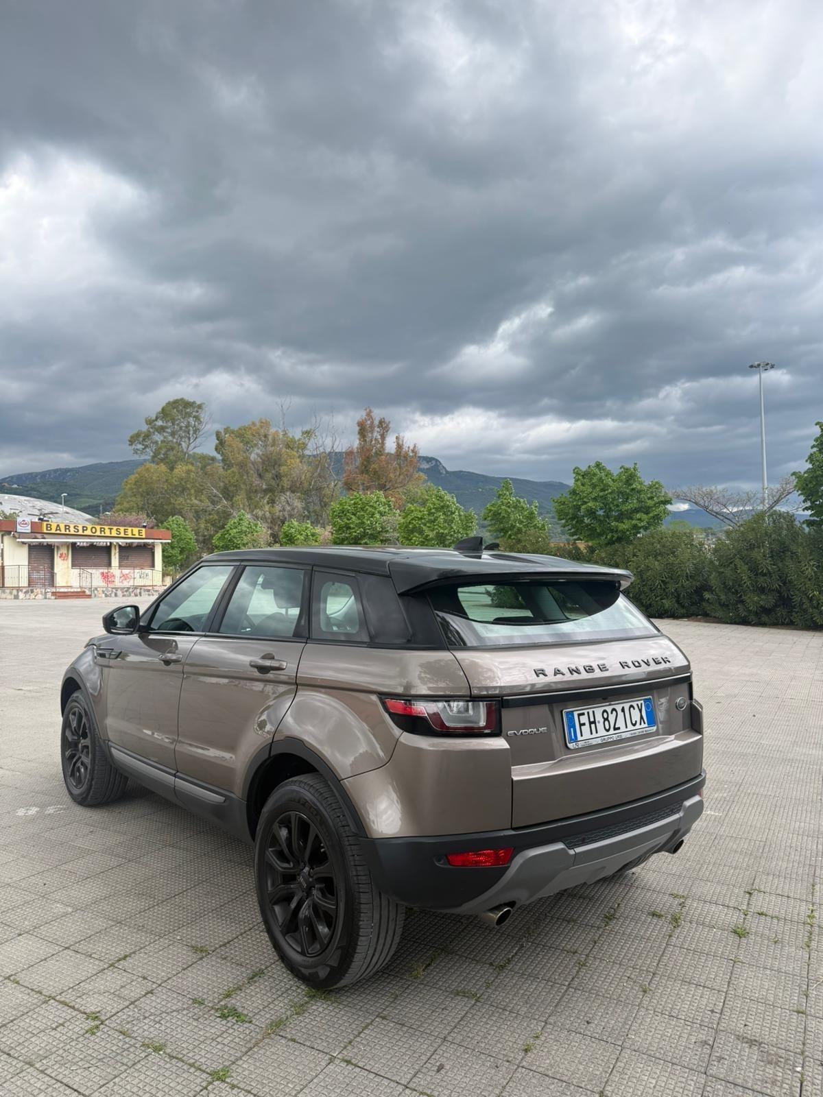 Land Rover Range Evoque 2.0 TD4 150 CV 5p. SE Dynamic