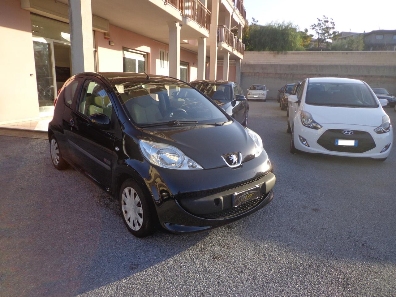 Peugeot 107 1.0 68CV 5p. Desir