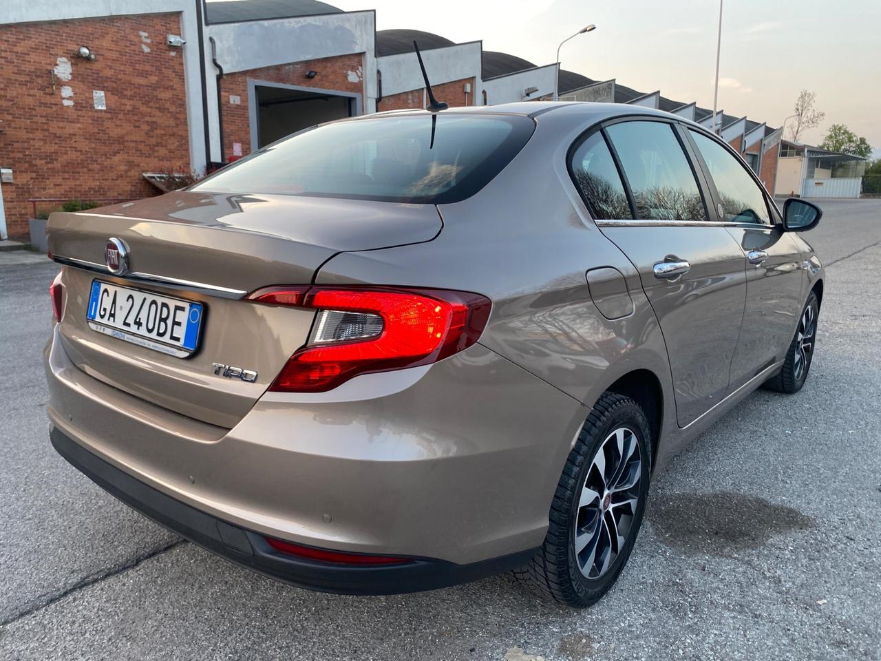 Fiat Tipo 1.4 4 porte Lounge