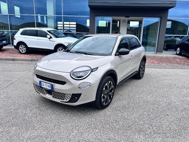 FIAT 600 Hybrid DCT MHEV La Prima