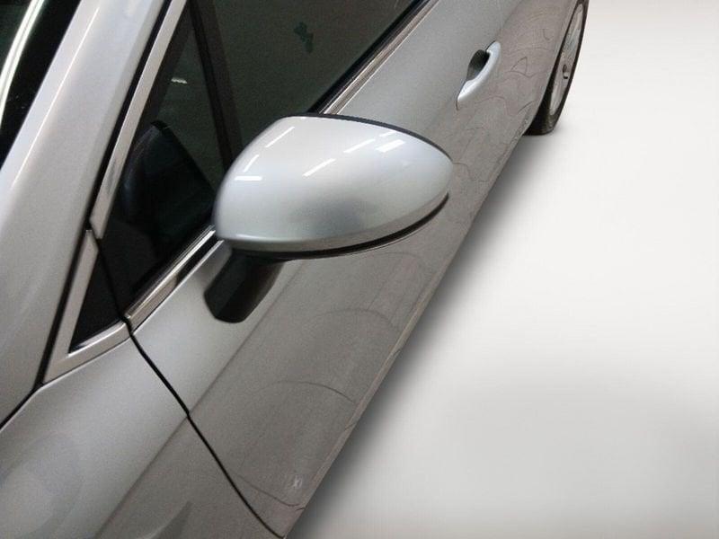 Renault Clio 1.6 E-Tech hybrid Intens 140cv auto my21