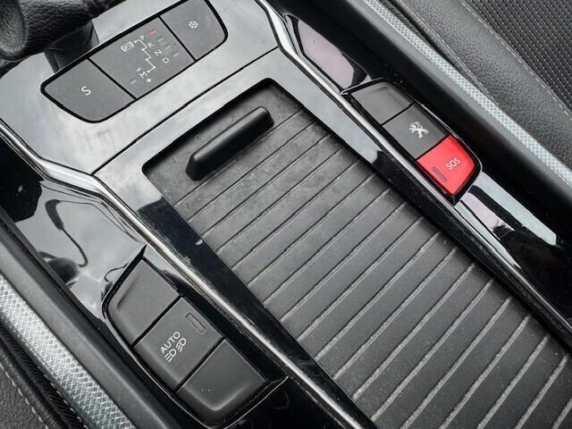 Peugeot 508 BlueHDi 180 EAT6 S&S SW Allure 1 Propr.!