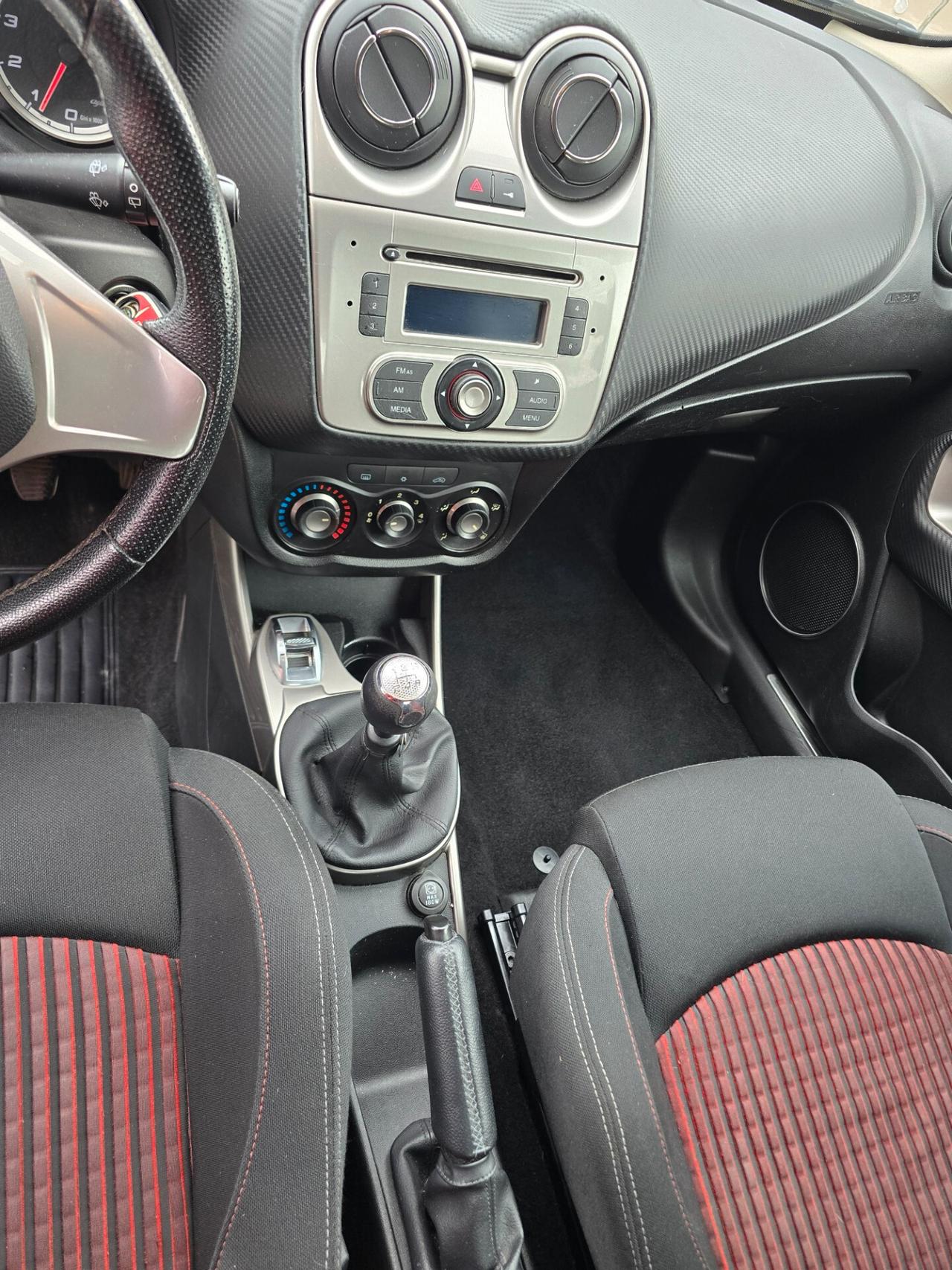 Alfa Romeo MiTo 1.4 T 120 CV GPL Distinctive Sport Pack