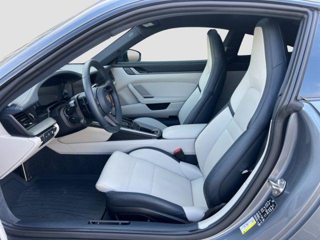 PORSCHE 911 911 Carrera