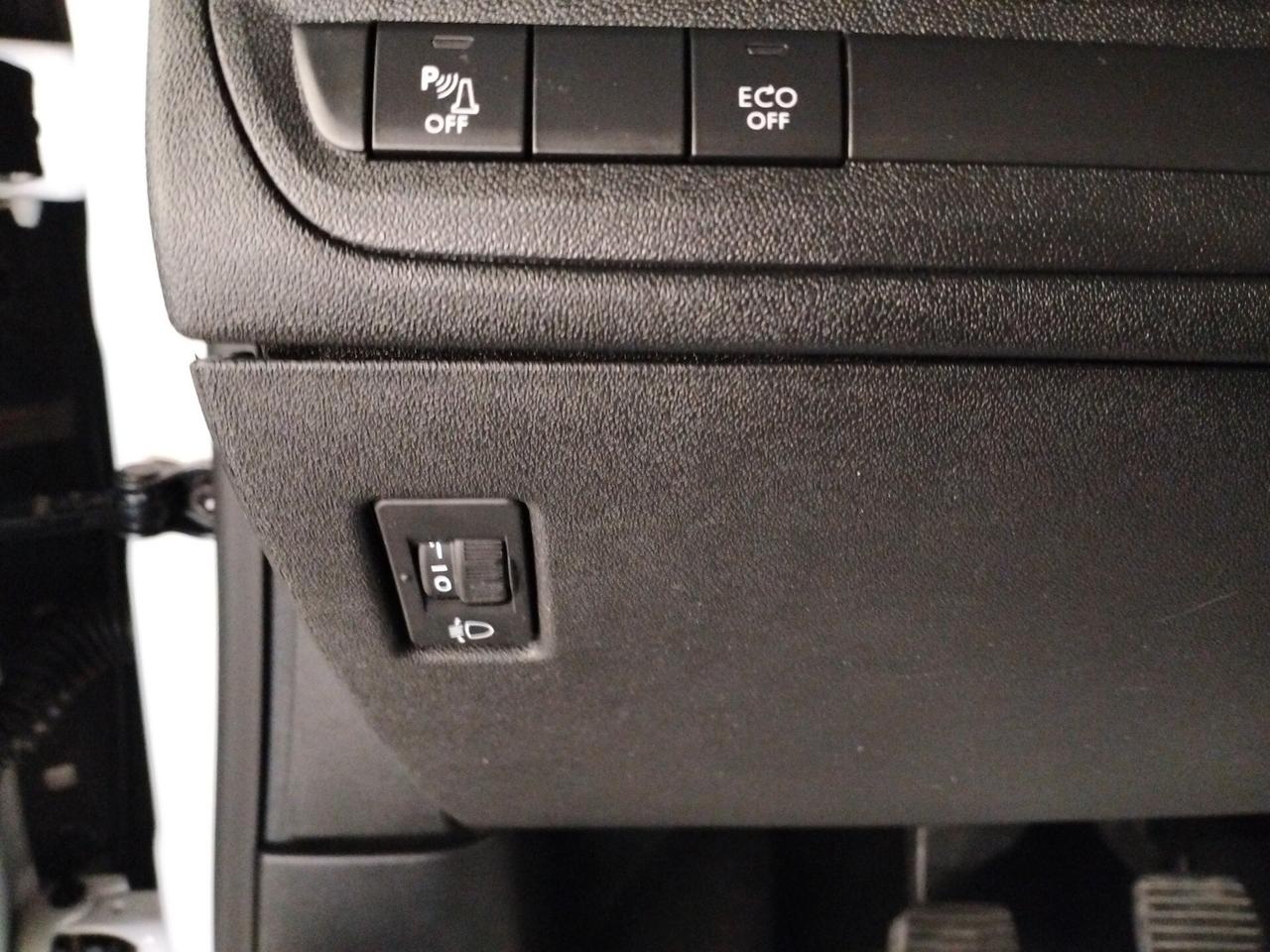 Peugeot 2008 BlueHDi 120 S&S Allure