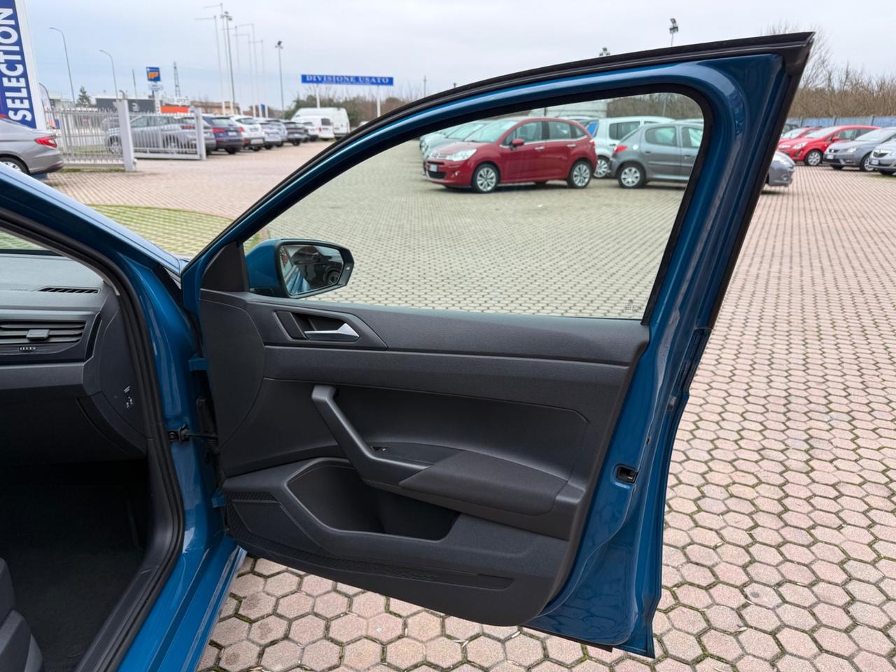 Volkswagen Polo 1.0 MPI 5p. Trendline OK NEOPATENTATO