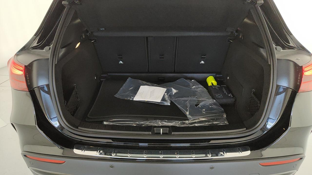 Mercedes-Benz GLA 200 d automatic