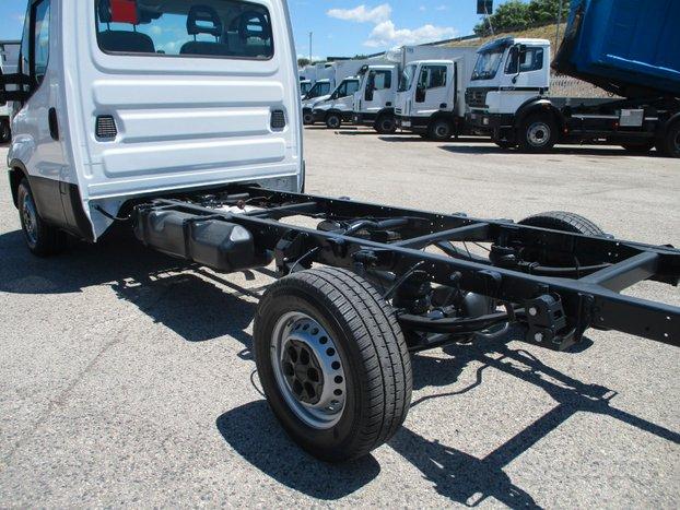 Iveco Daily 35S15 2.3 150CV E5 TELAIO P. 3750 **PE