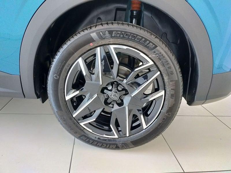 Peugeot 3008 Hybrid 136 cv (145 cv) e-DCS6 Allure KM0