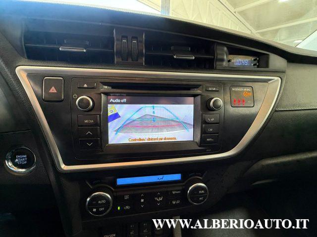 TOYOTA Auris 1.4 D-4D Lounge + TETTO