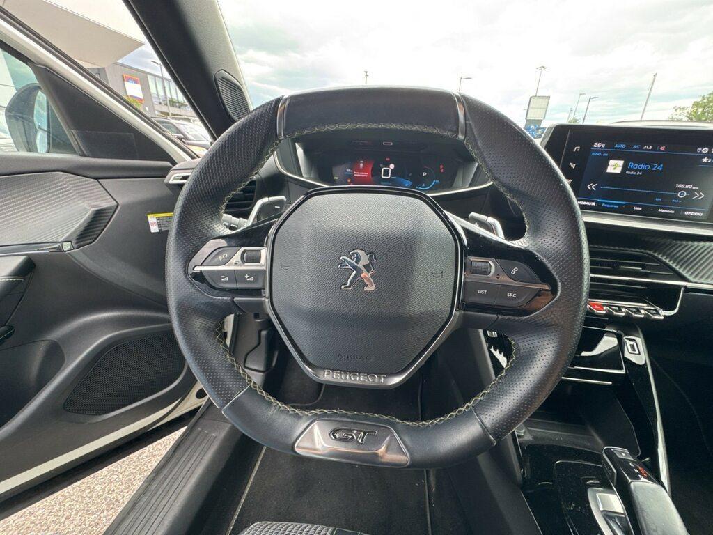 Peugeot 2008 1.5 BlueHDi GT Line EAT