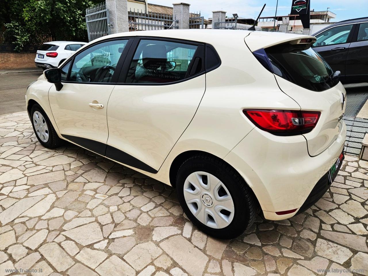 RENAULT Clio dCi 8V 75 CV S&S 5p. Duel2