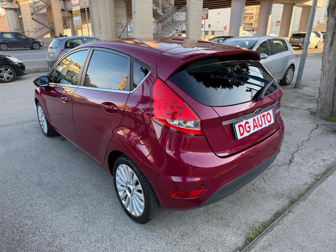 Ford Fiesta 1.2 benzina 82 cv 2009 Titanium