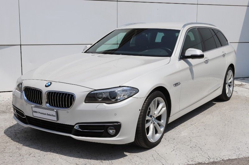 BMW Serie 5 530d xDrive 258CV Touring Luxury