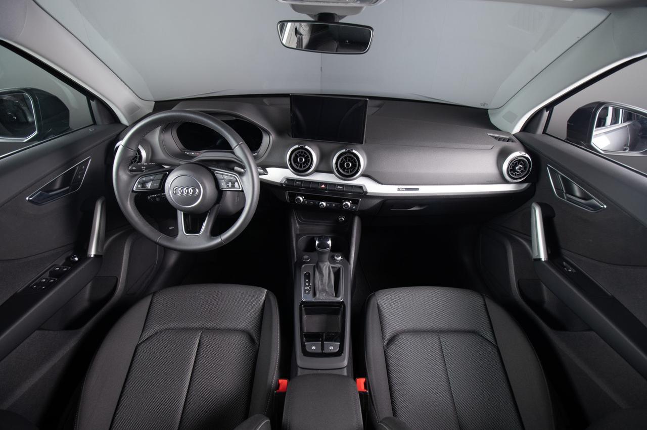 Audi Q2 35 Tfsi S-tronic S Line Identity Black Matrix