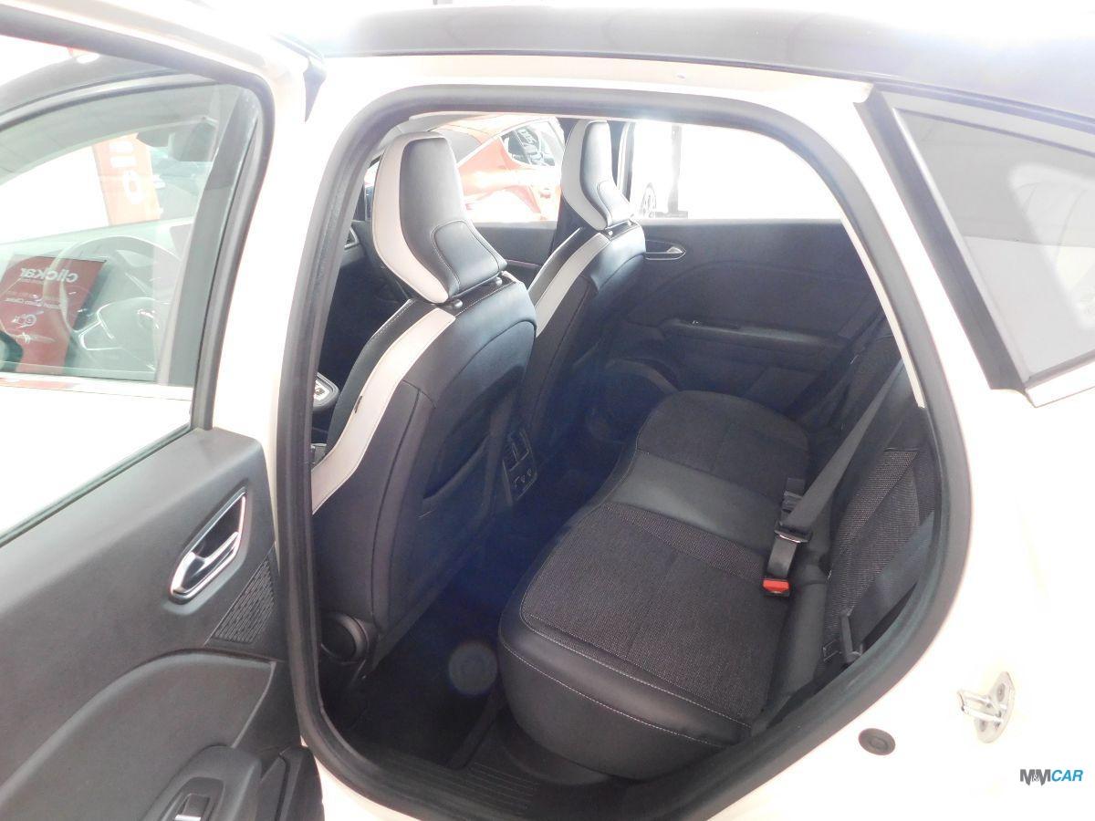 RENAULT - Captur - Plug-in Hybrid E-Tech 160 CV Int.