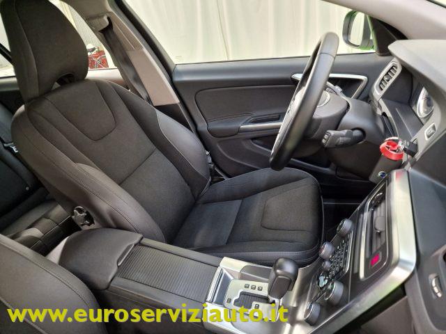 VOLVO V60 D3 Geartronic Momentum