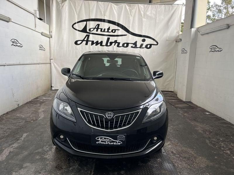 Lancia Ypsilon Ypsilon 1.0 FireFly 5 porte S&S Hybrid Gold TUA DA 149,00 EURO AL MESE