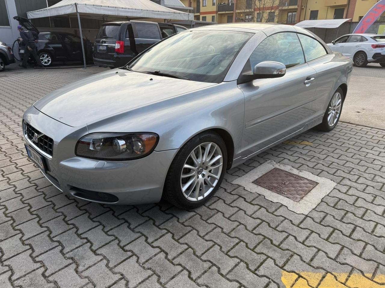 Volvo C70 2.4 D5 20V cabrio
