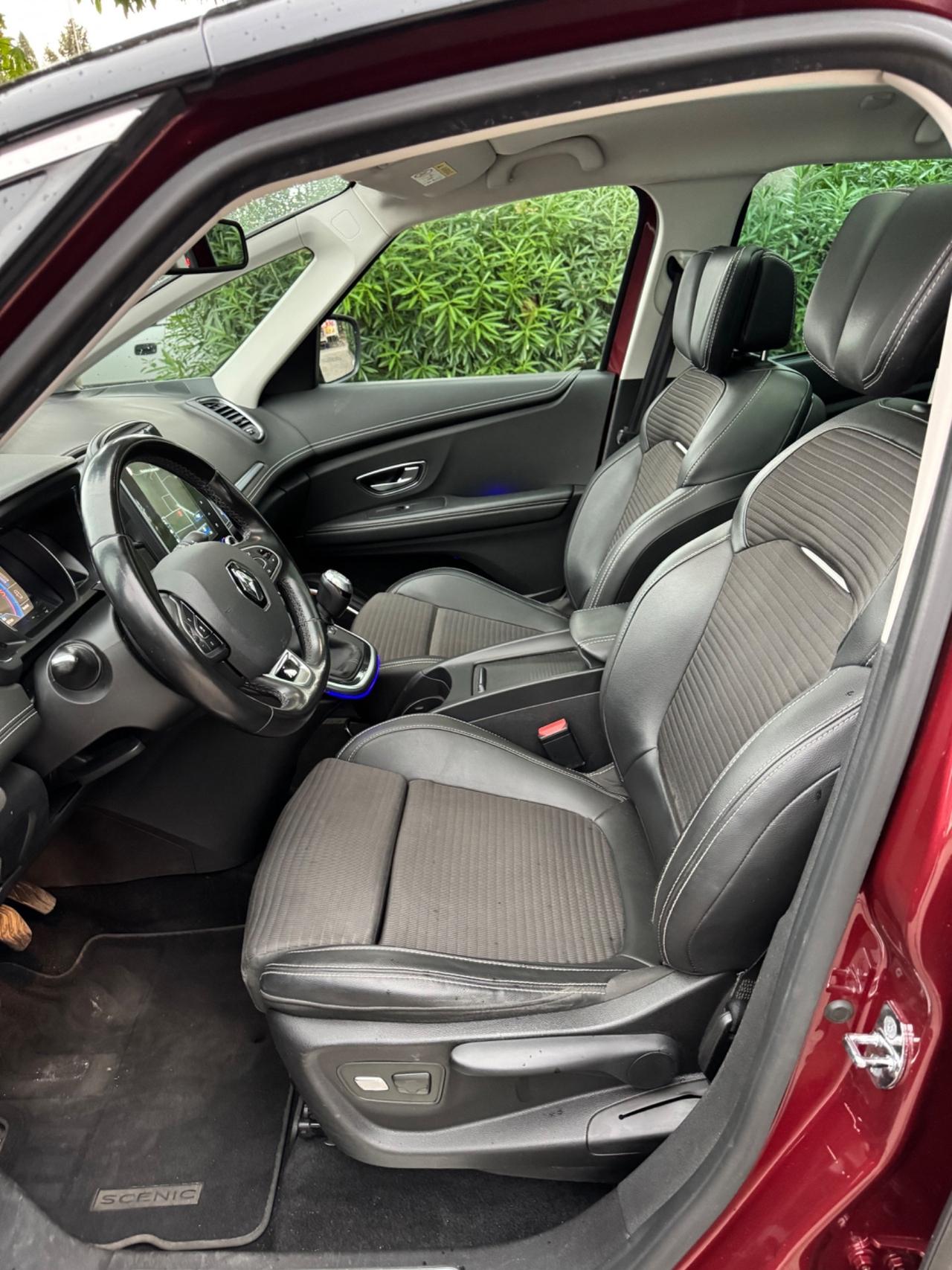 Renault Grand Scenic dCi 7 POSTI SUPER ACCESSORIATA