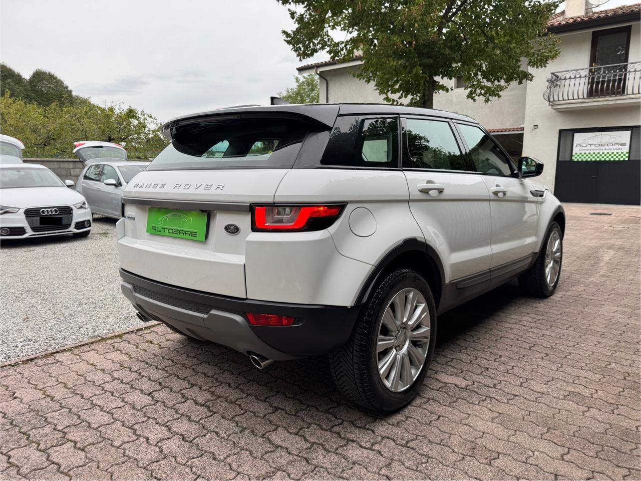 Land Rover Range Evoque 2.0 eD4 5p. SE Dynamic