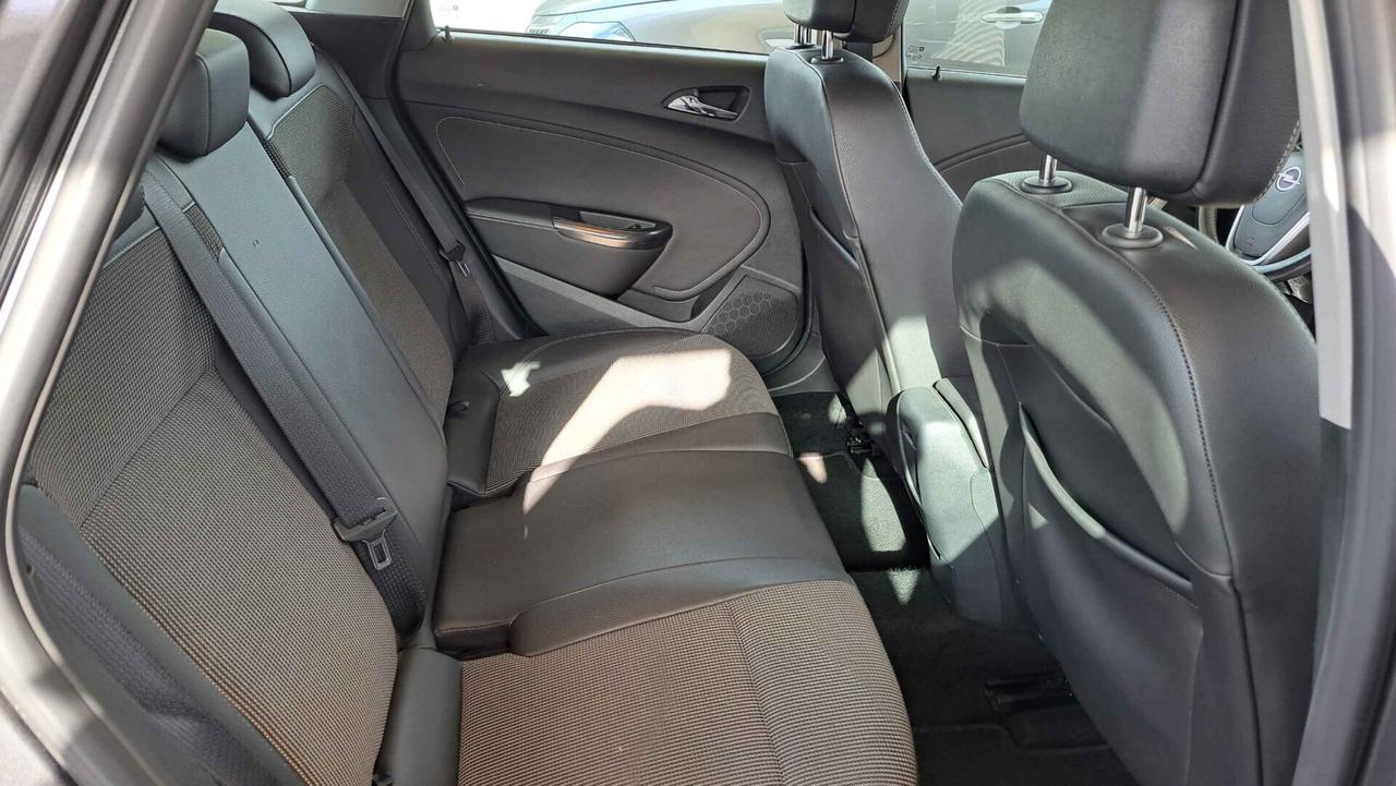 Opel Astra 1.7 CDTI 110CV Sports Tourer