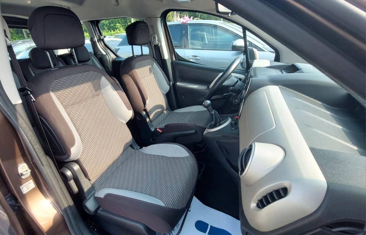 Peugeot Partner 1.6 Diesel 7 posti Neopatentati