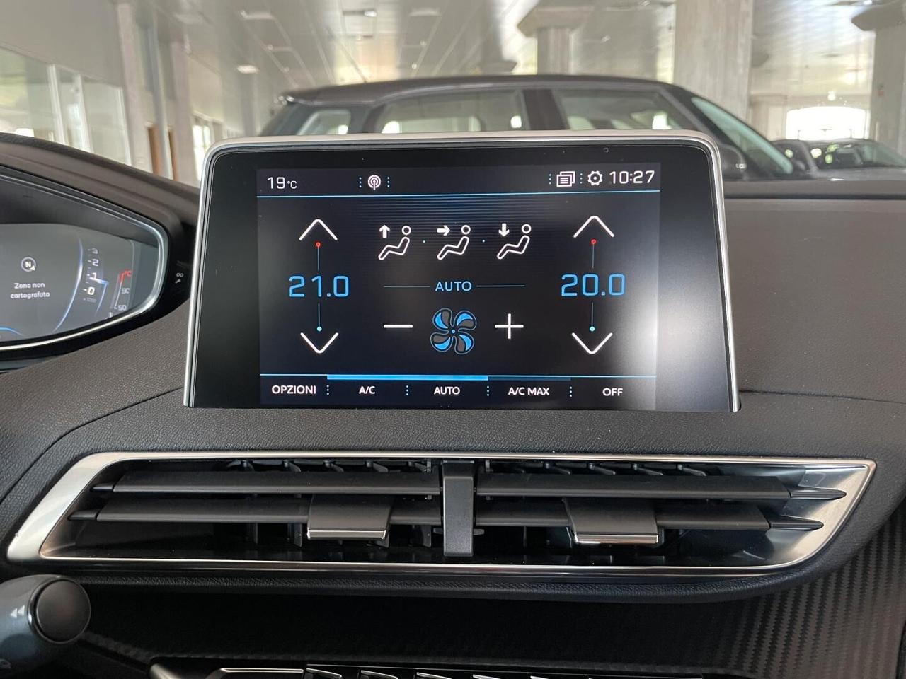 PEUGEOT 3008 Business Navi - BlueHDi 130cv EAT8