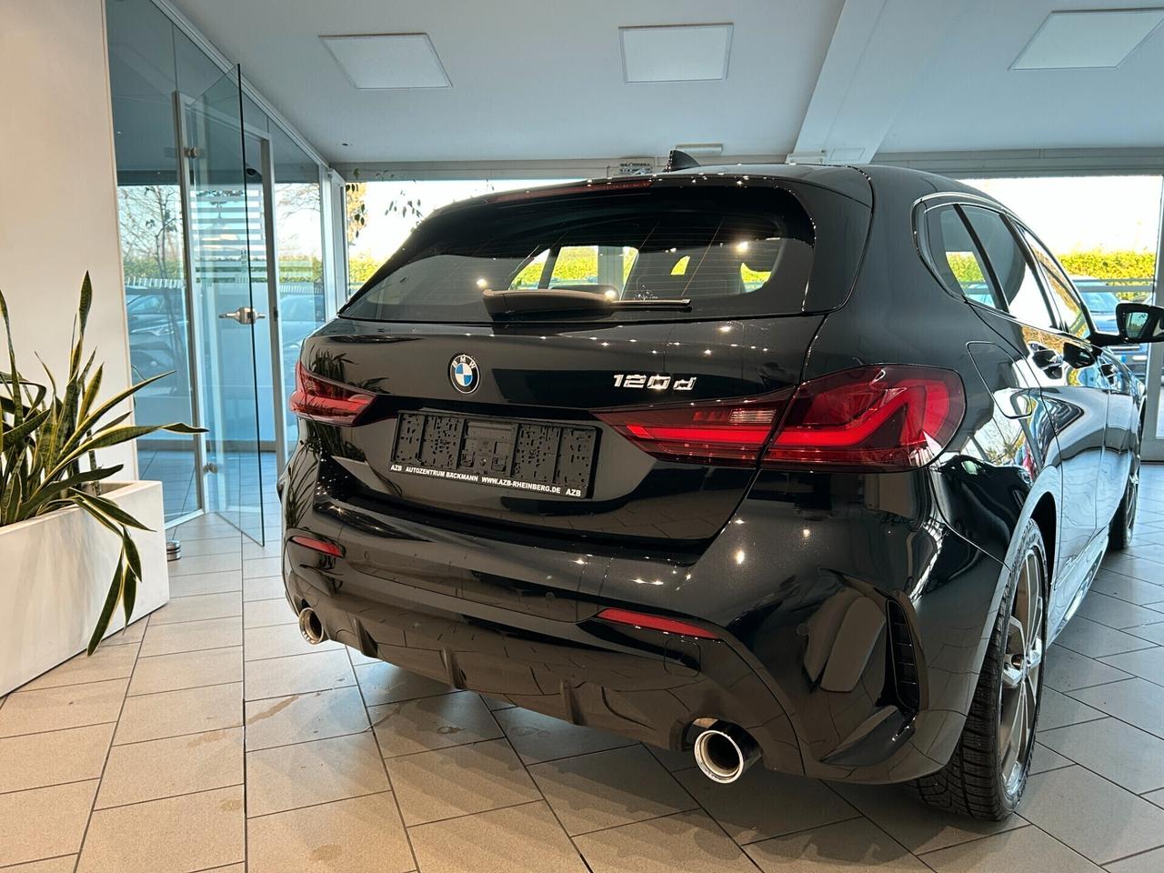 Bmw 120 120d 5p. Msport auto LED 18" NAVI