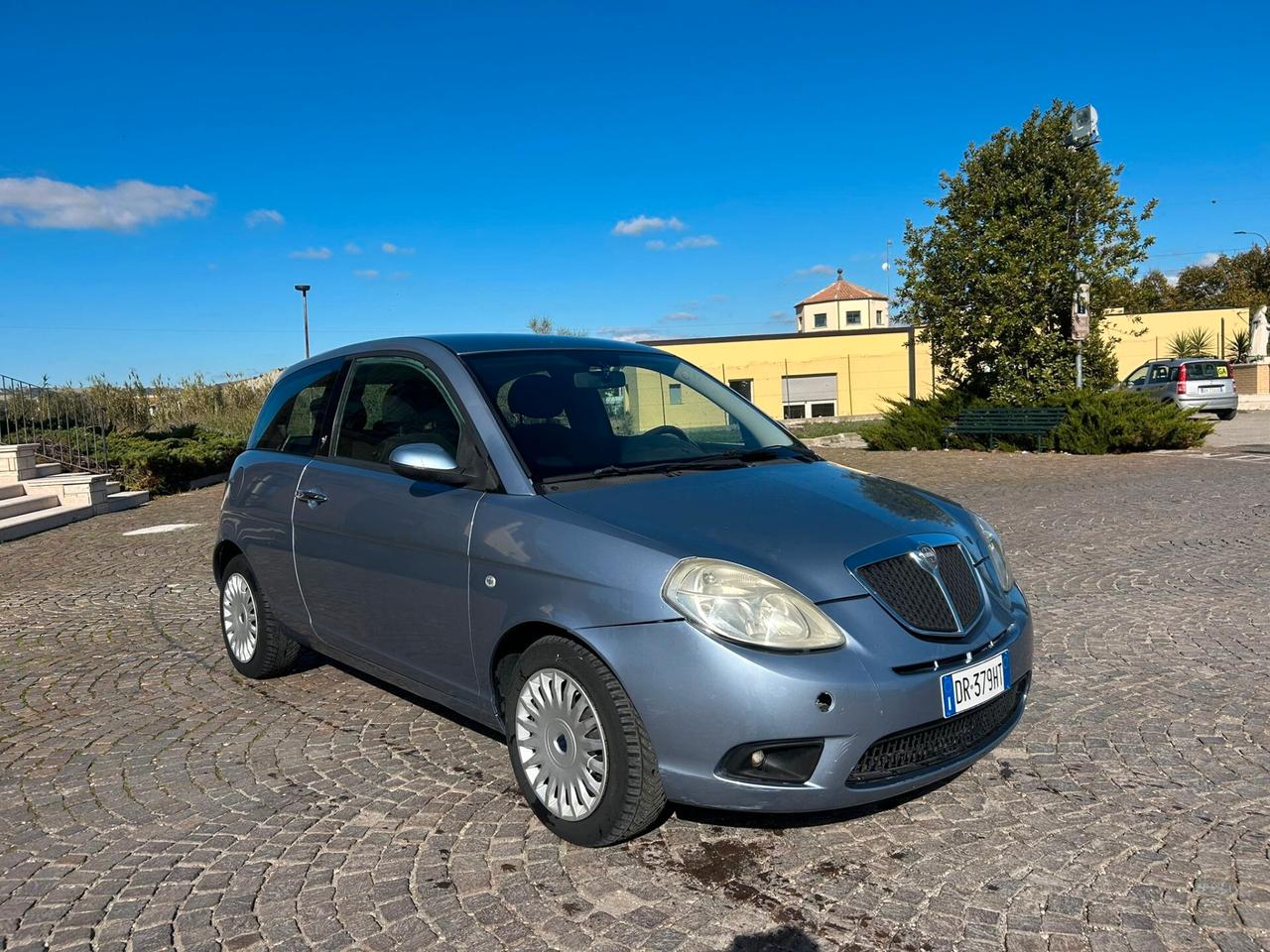 Lancia Ypsilon 1.3 MJT 75 CV Oro Targa DR379HT