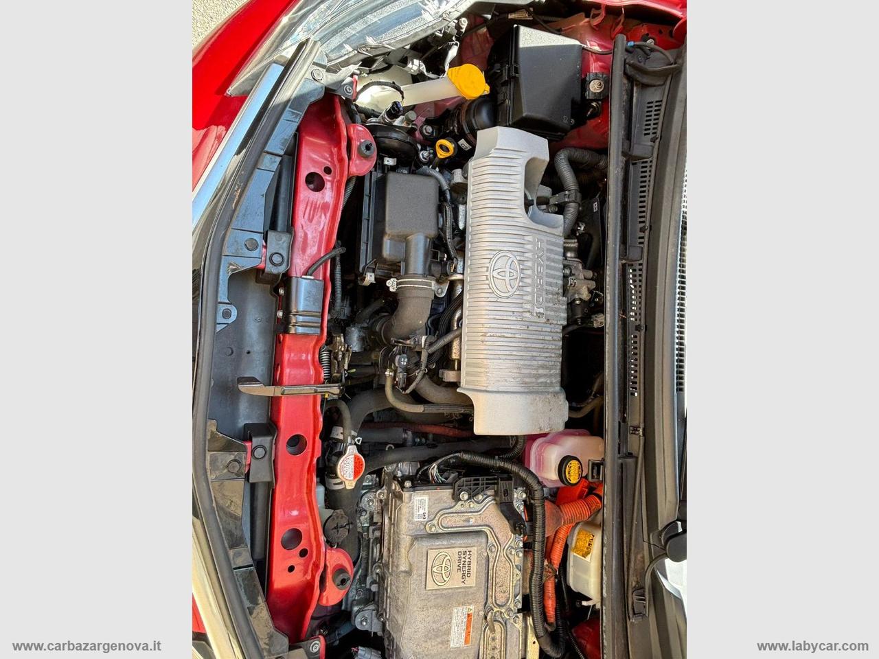 TOYOTA Yaris 1.5 Hybrid 5p. Trend Red Edition