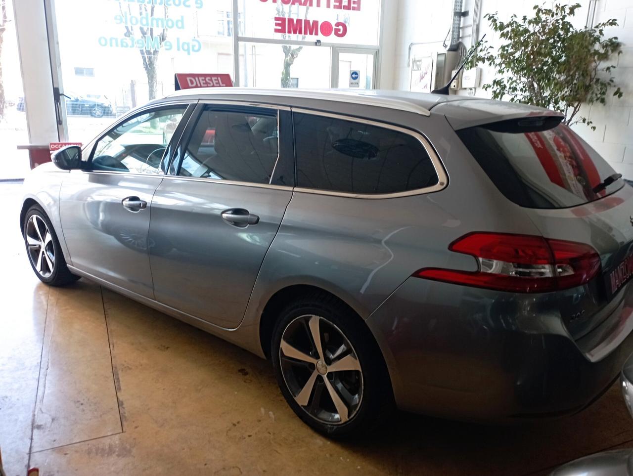 Peugeot 308 BlueHDi 120 S&S SW Business