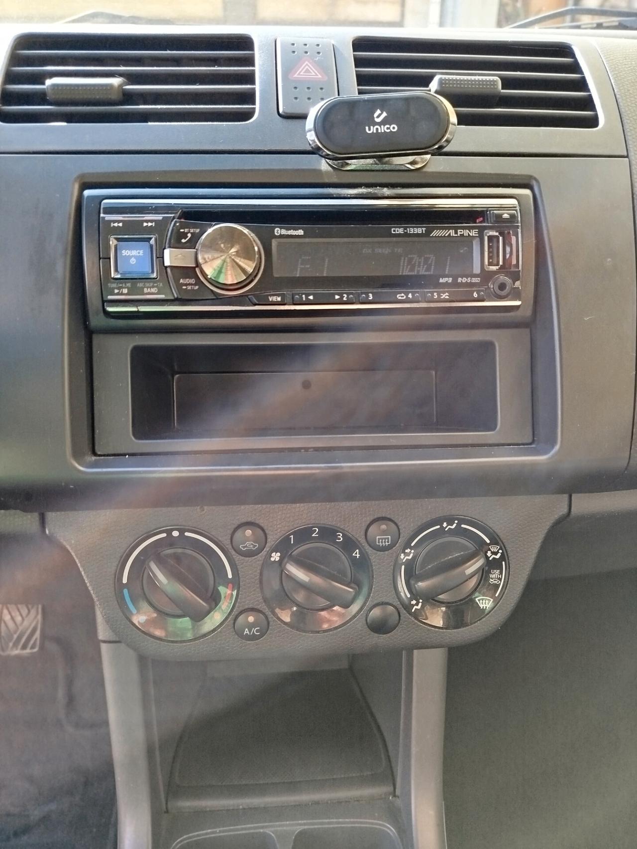 Suzuki Swift 1.3 4x4 5p. GL