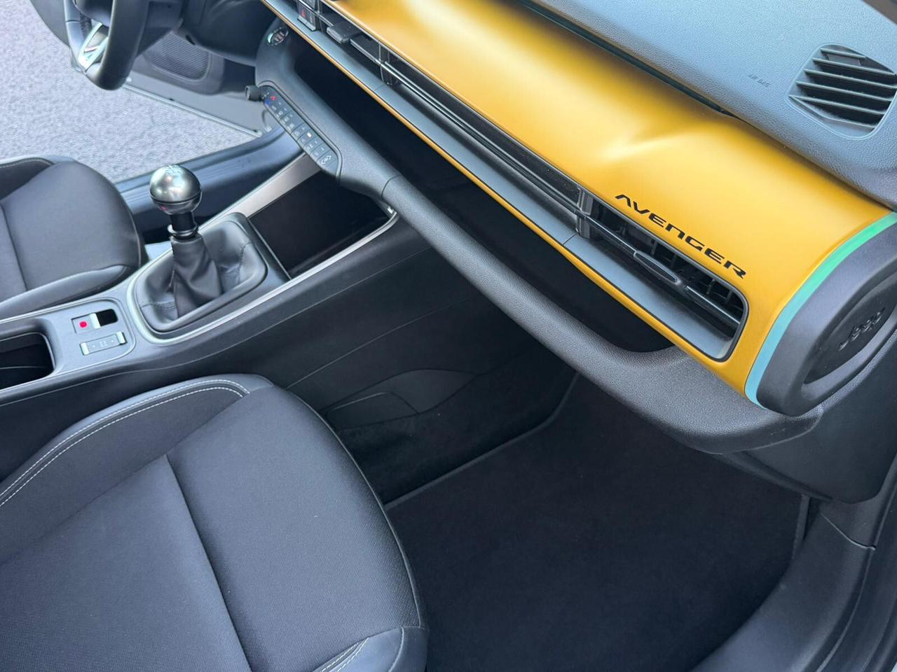 Jeep Avenger 1.2 Turbo 100 CV Summit