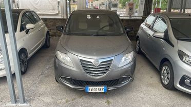 LANCIA Ypsilon 1.2 69 CV 5 porte Silver