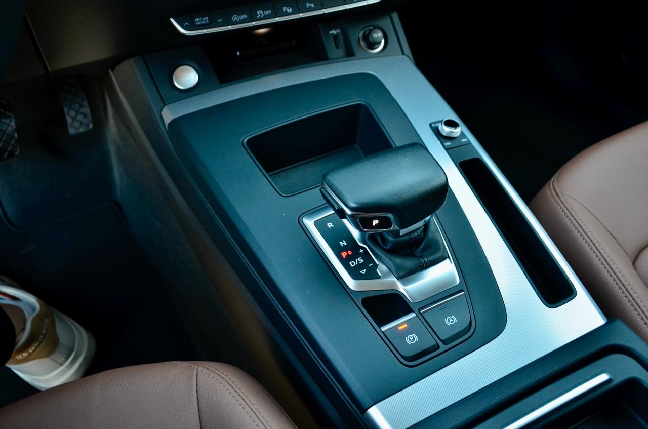 Audi Q5 40 TDI 204 CV quattro S tronic Business Advanced, UNICOPROPRIETARIO, SERVICE UFF AUDI, BOLLO PAGATO, PERMUTE