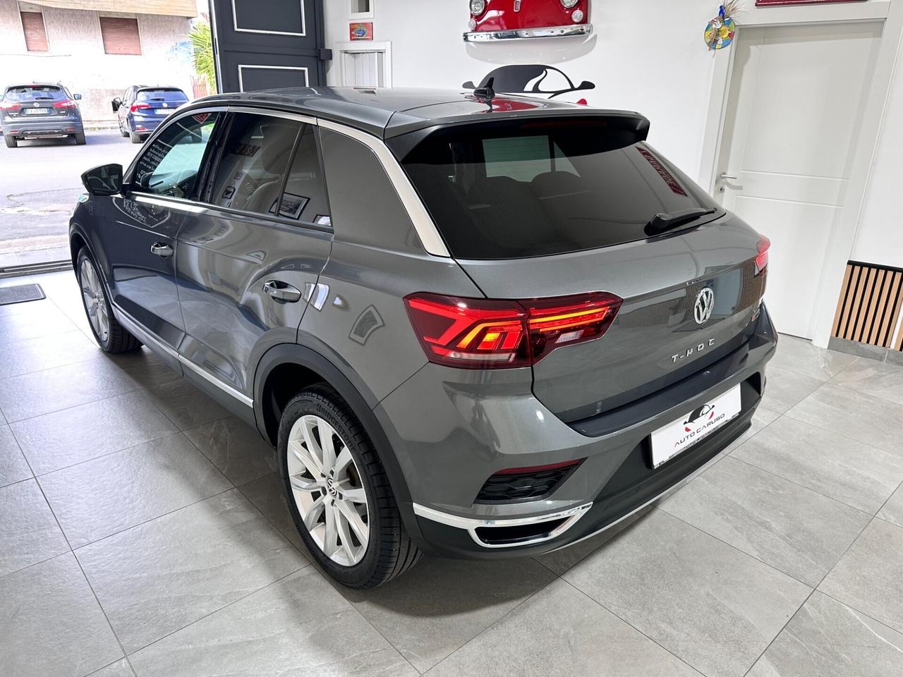 Volkswagen T-Roc 2.0 TDI 150cv DSG 4MOTION - UNICO