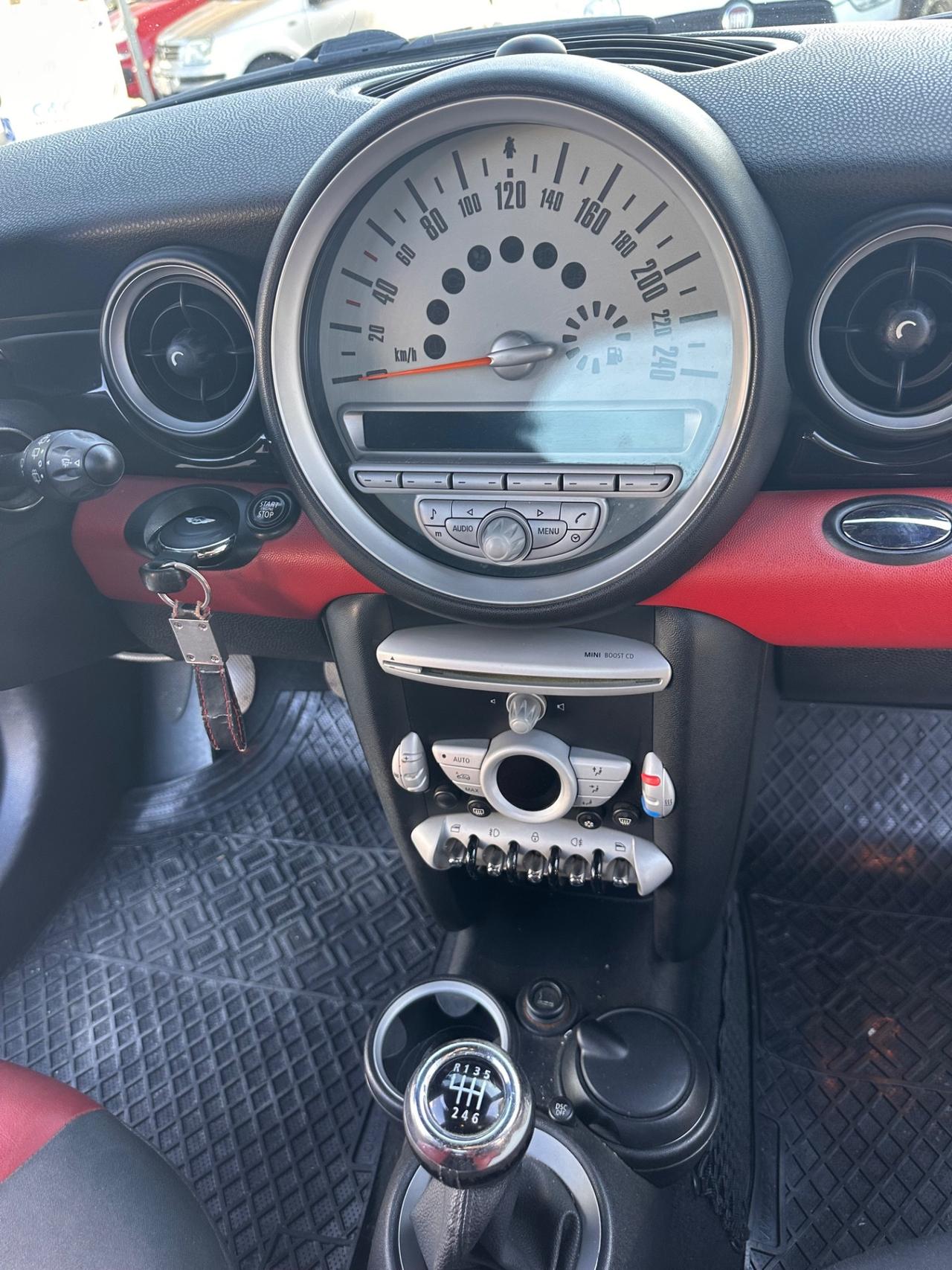 Mini 1.6 Tdi 109cv Cooper D Pepper NEOPATENTATI