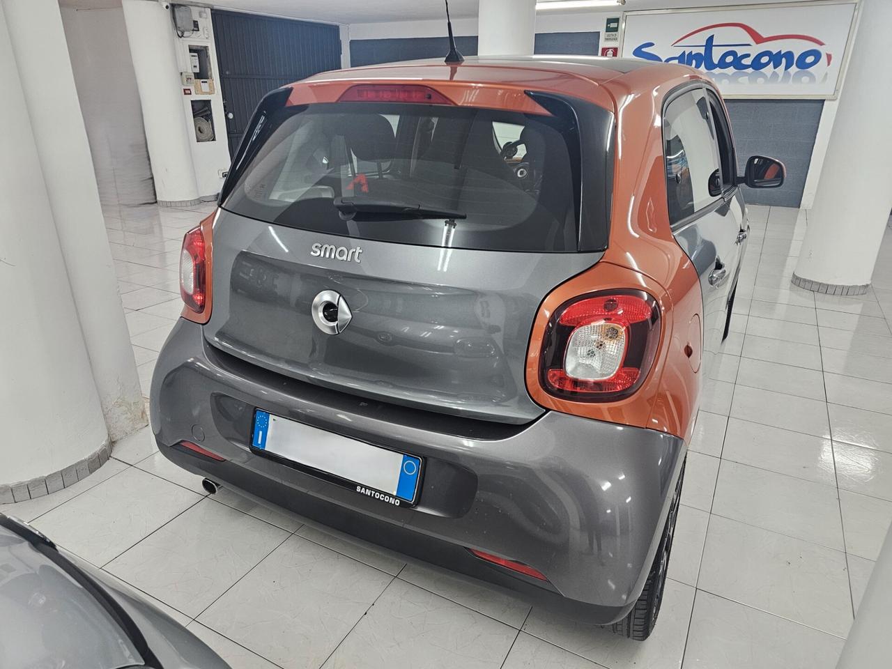Smart ForFour 70 1.0 SportPassion Edition 1