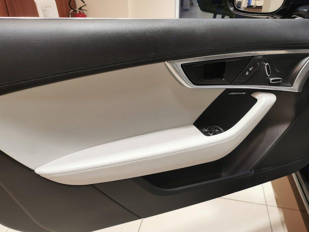 JAGUAR F-Type (X152) F-Type 2.0 aut. Coupé