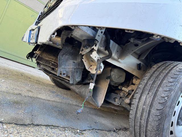 OPEL Combo ? 5.900,00 3 POSTI 1.5 D 100CV PC 650kg Edition