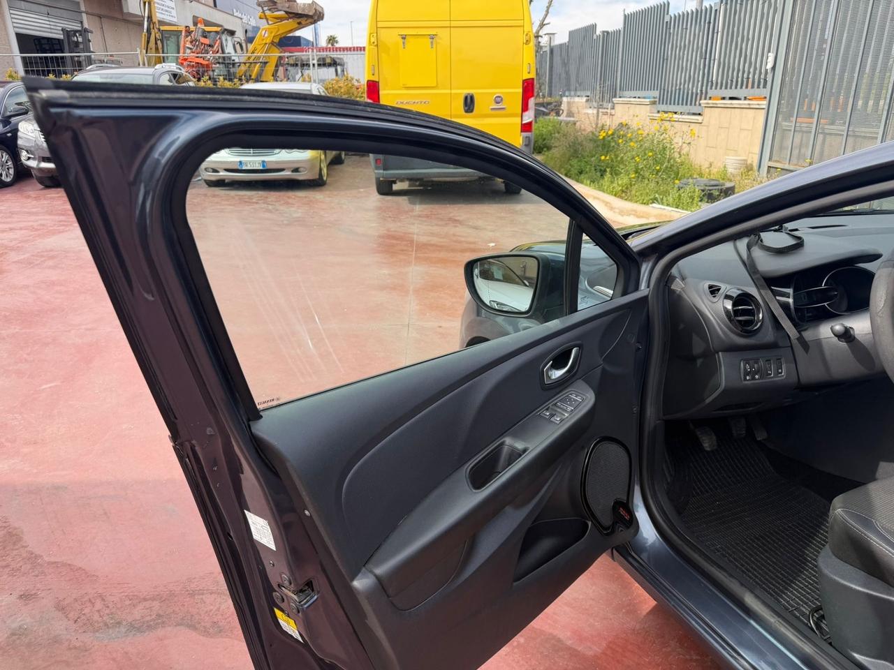 Renault Clio dCi 8V 75CV Start&Stop 5 porte Energy Zen