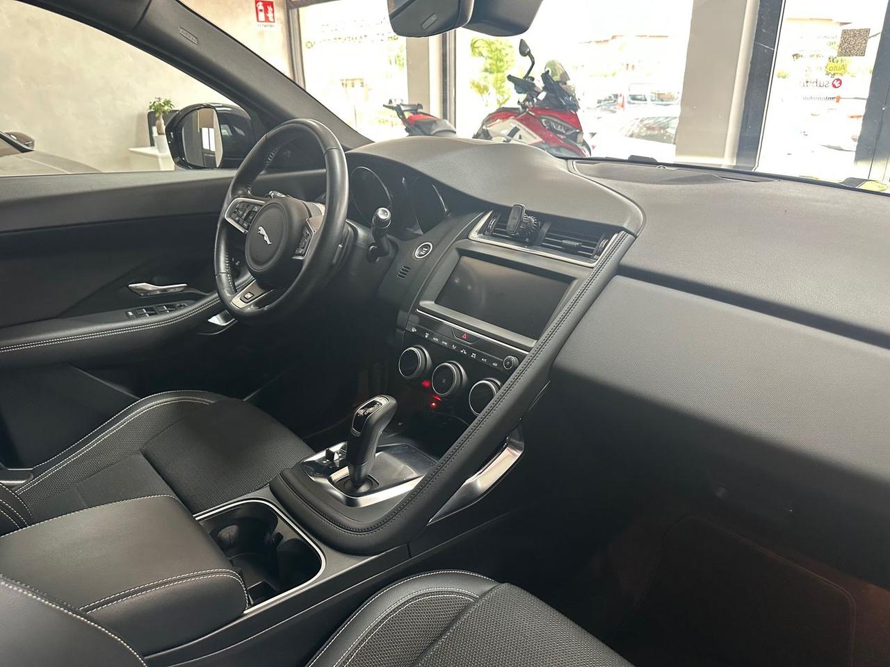 Jaguar E-Pace R-Dynamic D 180 #6441
